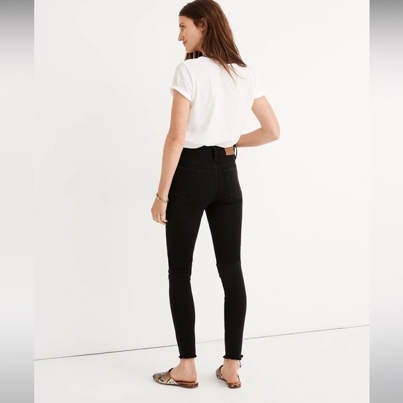 Madewell Black Petite 10" High-Rise Roadtripper Jeans 35P - Picture 3 of 14